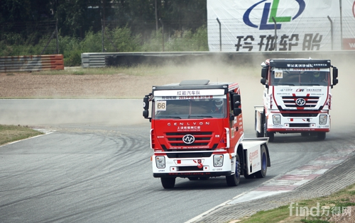 红岩汽车首次参加国际标准卡车赛事5