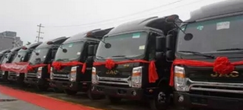 潍柴锐动力WP3 31辆江淮帅铃轻卡交付盛丰物