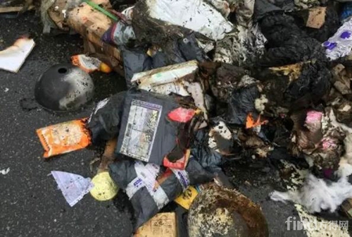 熬夜剁手终成灰,盘点2015那些失火的快递车_