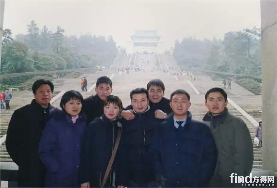 湖北三环元通团队2005年老照片