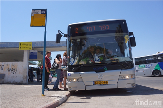 5 运行在以色列街头的金旅客车