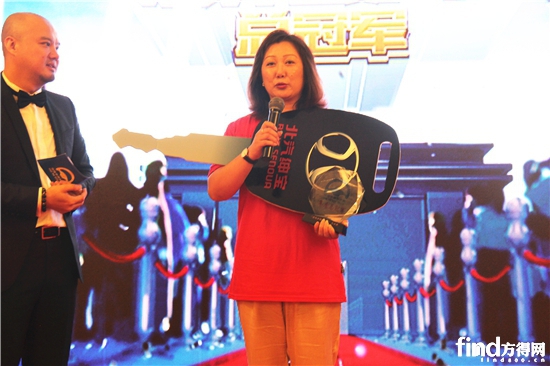 首届“寻找中国好司机”年度总冠军刘洁