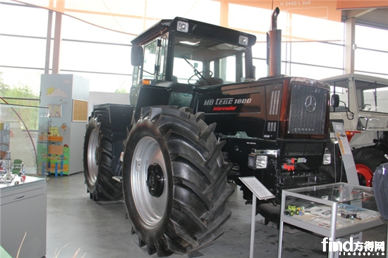 乌尼莫克MB-trac 1000拖拉机，这款农业拖拉机身上应用了乌尼莫克的工程设计 (4)2