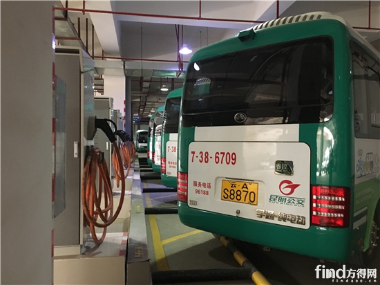 【调查】昆明大量纯电动公交车疑似被闲置   这究竟怎么一回事？ (12)