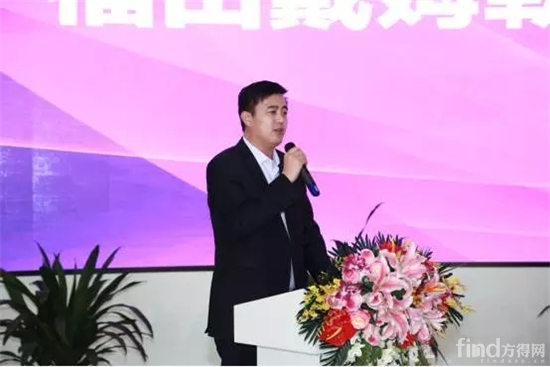 福田戴姆勒汽车营销公司副总经理刘刚先生发言