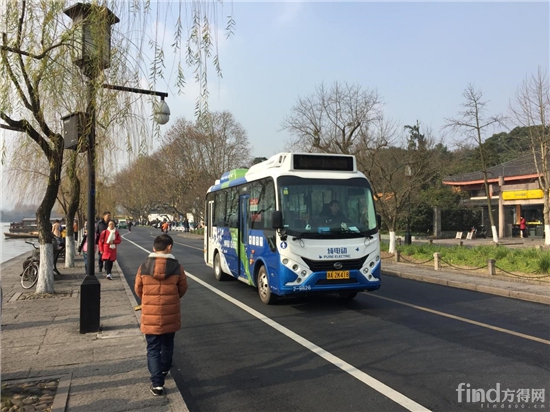 杭州首批比亚迪纯电动小巴上路