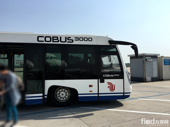 COBUS-3000机场摆渡车