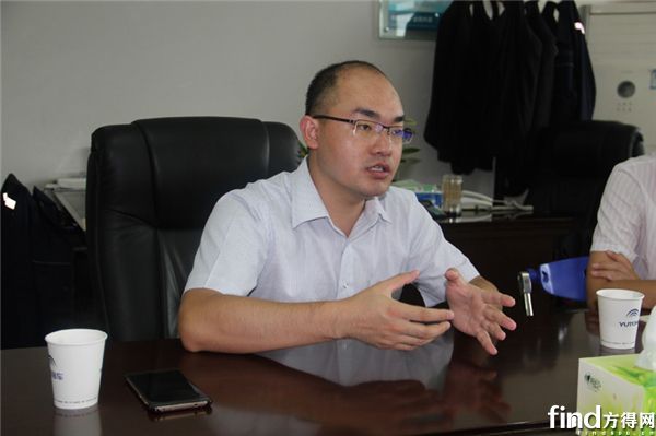 宇通客车校车销售管理部部长邹美坤接受方得网采访