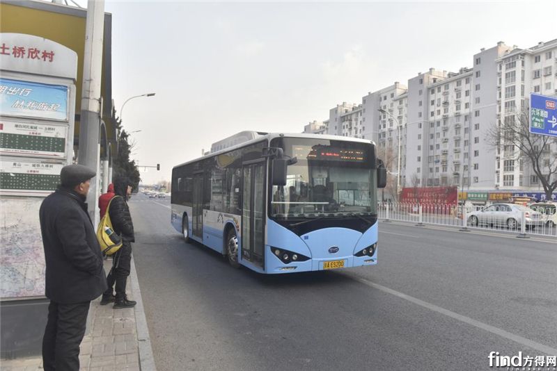 北京一客运公司采购600多辆新能源车！ (2)
