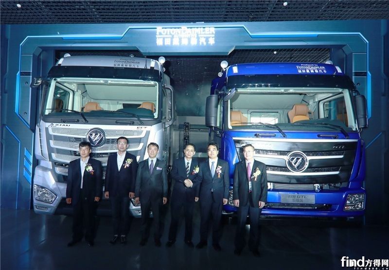 搭载潍柴专属发动机!欧曼发布两款550马力牵引车