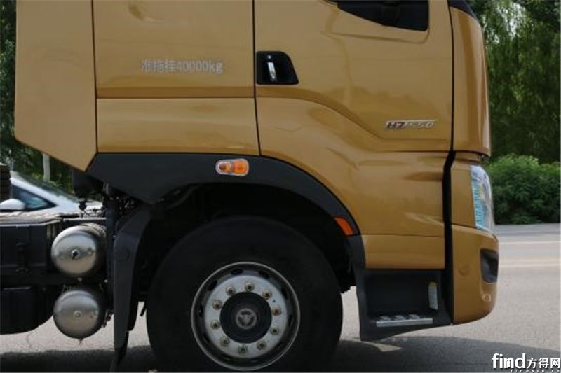 多项升级优化 图解2018款乘龙H7驾驶室3