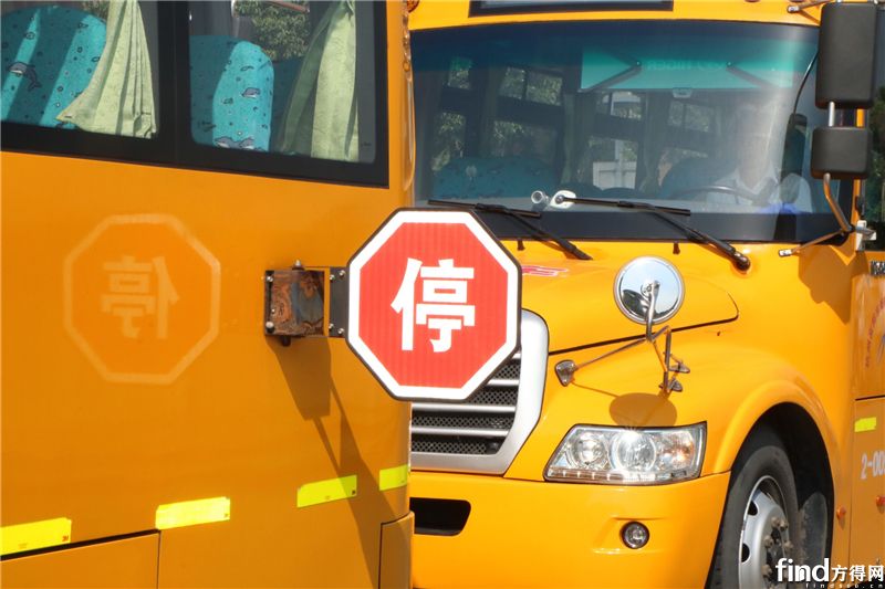 海格客车联手东南汽运铺就安全舒适智慧上学路 (4)