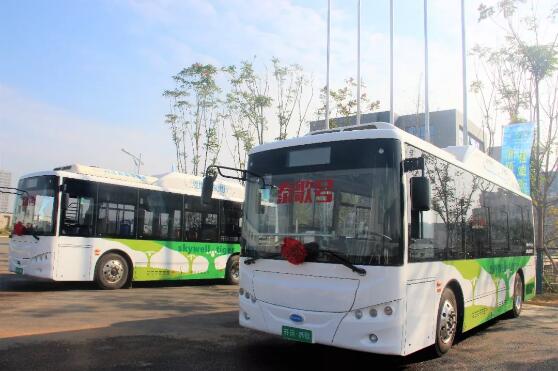 首批“开沃·泰歌号”F85氢燃料客车投运 (11)