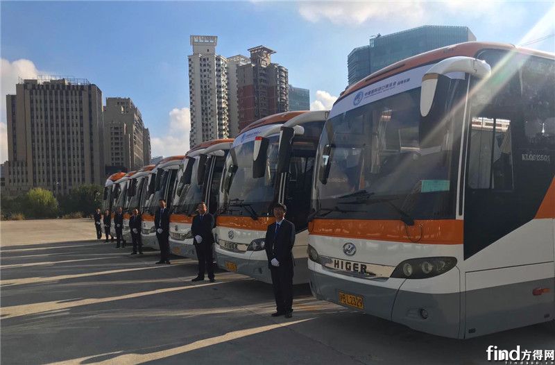 上海久通商旅客运有限公司服务首届进博会的海格车队