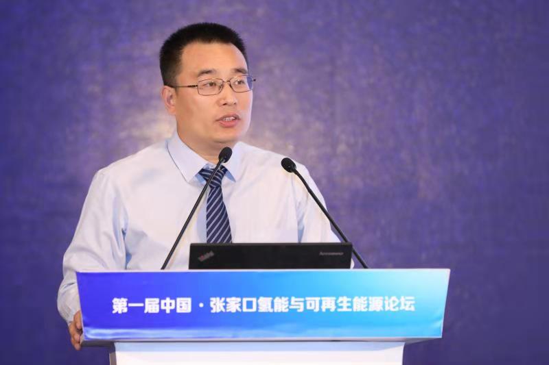 李飞强   国家电动客车电控与安全工程技术研究中心副主任
