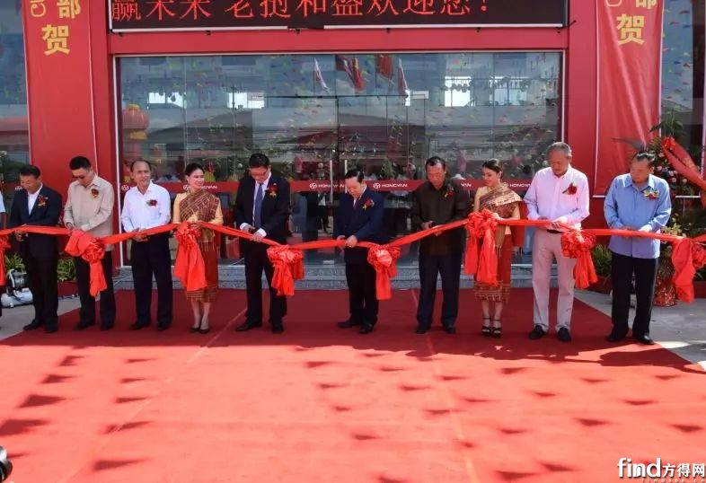 上汽红岩“一带一路”新动作 (1)