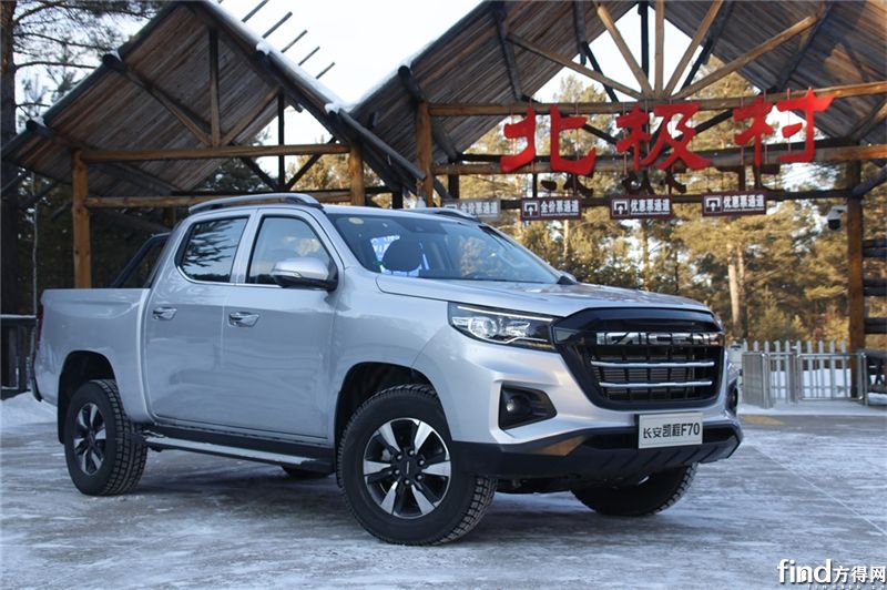 长安凯程F70大皮卡冰雪道路救援SUV 不惧高