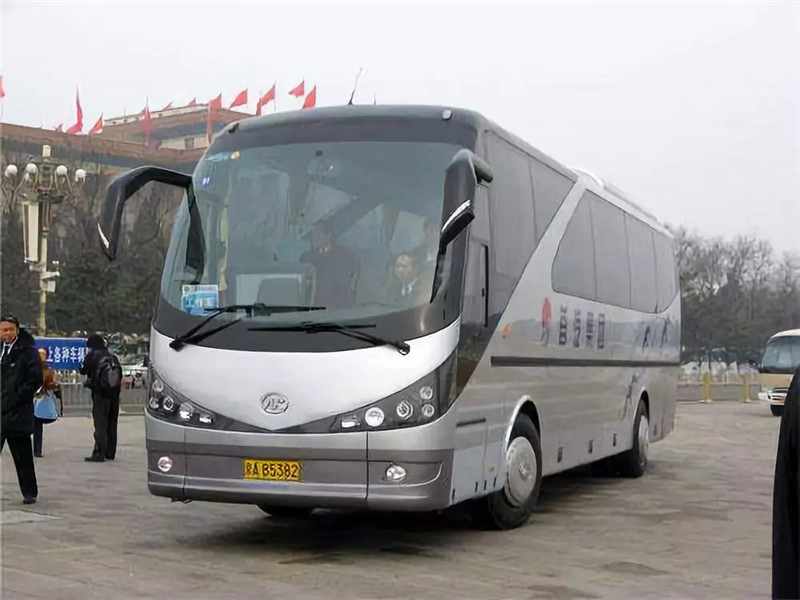 服务2009年两会的安凯纯电动客车