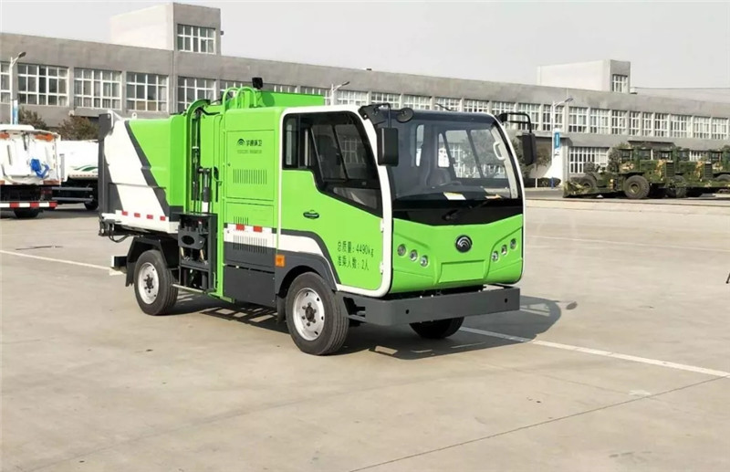 宇通环卫6台新能源车交付河北