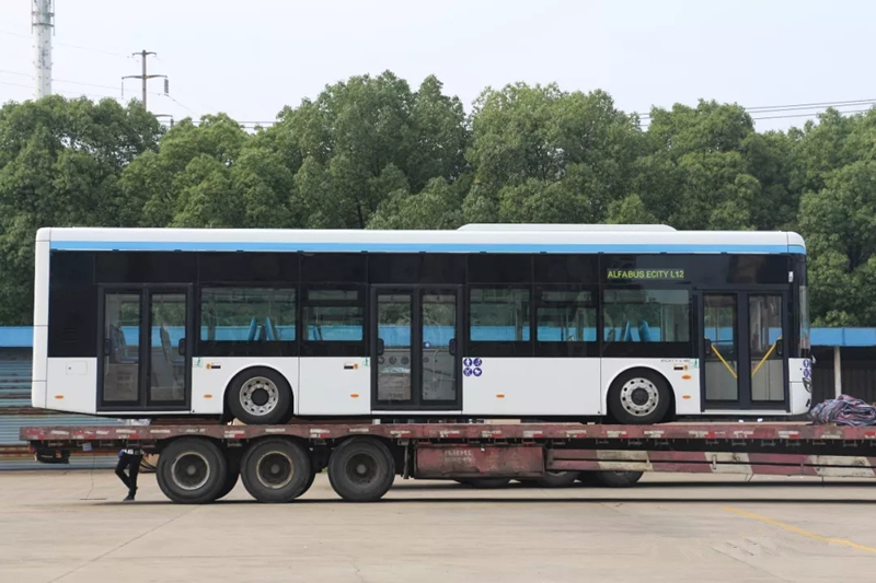 江苏常隆客车 (3)