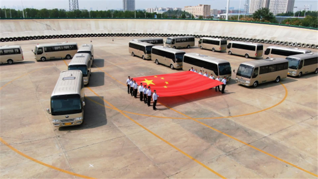 不负重托！超2000辆宇通客车服务国之庆典，向世界展现中国制造958