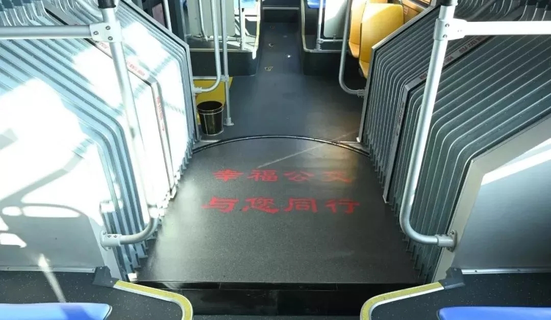 640