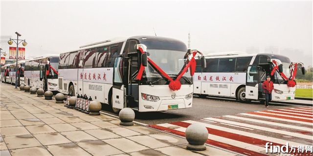 10台金旅氢燃料电池通勤客车交付武汉1