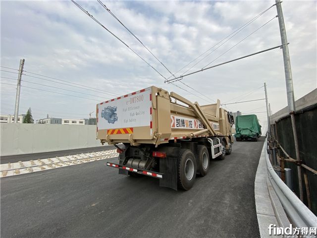 搭载eDMT800产品的渣土样车