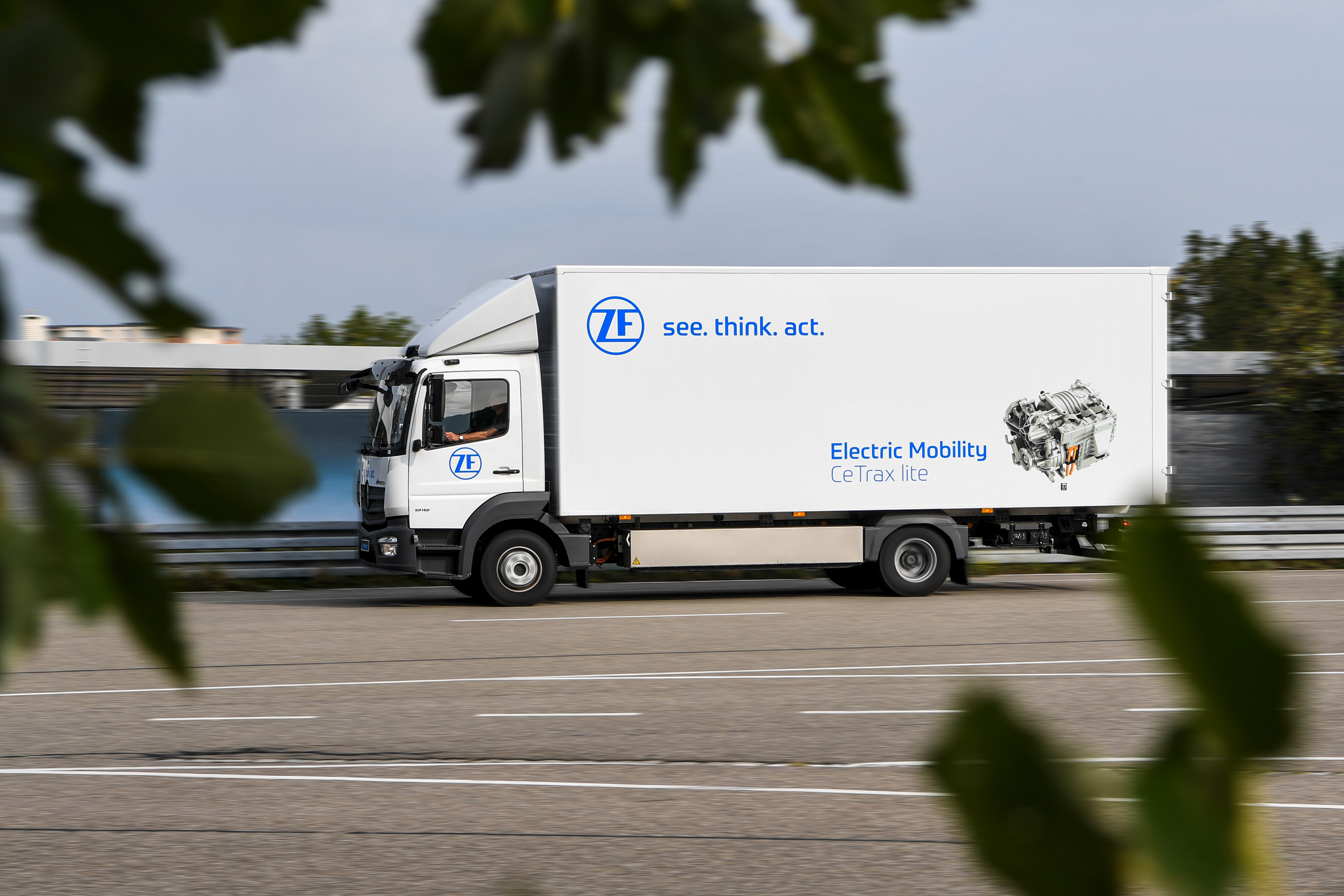 2-5_ZF_E-Mobility_CeTrax_lite_Truck