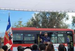 又一总统亲自提车 中通客车批量纯电动车交付智利