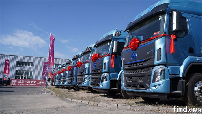 乘龙H5换电牵引车 企业供图