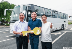 创维汽车交付新能源接驳车 助力第十五届全运会