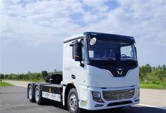 徐工冠军 解放涨850% 新能源牵引车4月增364%