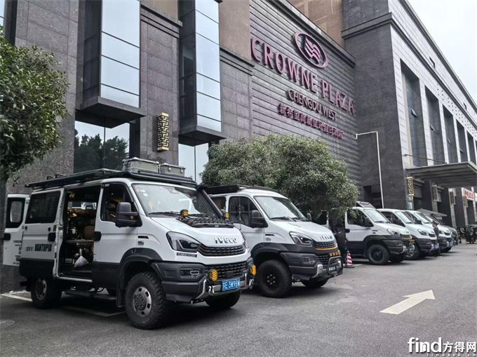 越野越行,依维柯欧霸·山海川西之行正式启程