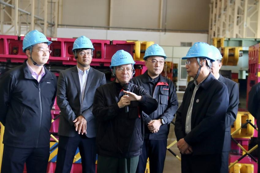 全国人大代表一行莅临调研，醇氢电动助力汉马科技绿色转型升级