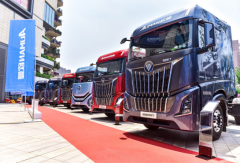 破万辆！欧曼重卡10月销量大涨近200%！新能源超3.5倍增速领跑行业