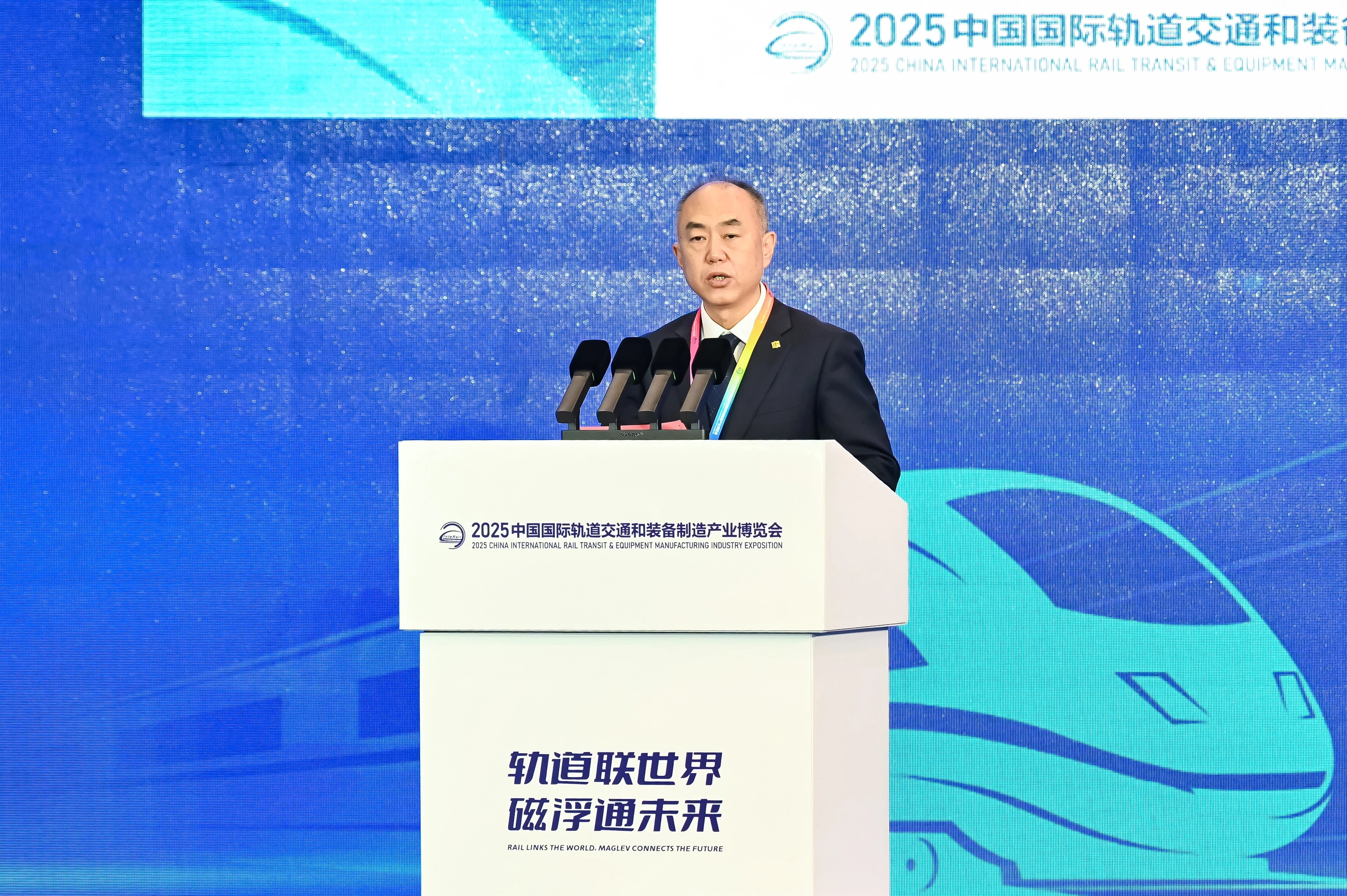 亮相轨博会！中车电动以“高铁品质”擘画绿色交通新篇章