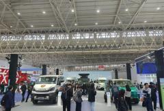 依维柯聚星、得意、欧霸·山海齐亮相武汉车展，最强阵容引围观