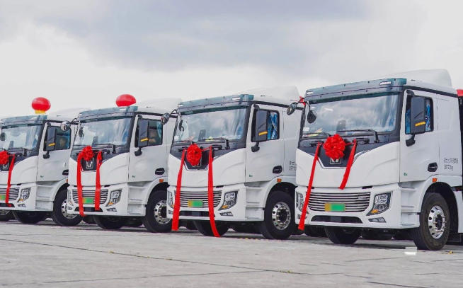 云南高速变身为“能源动脉”，10月徐工销售数量夺冠，成为“场景化运营