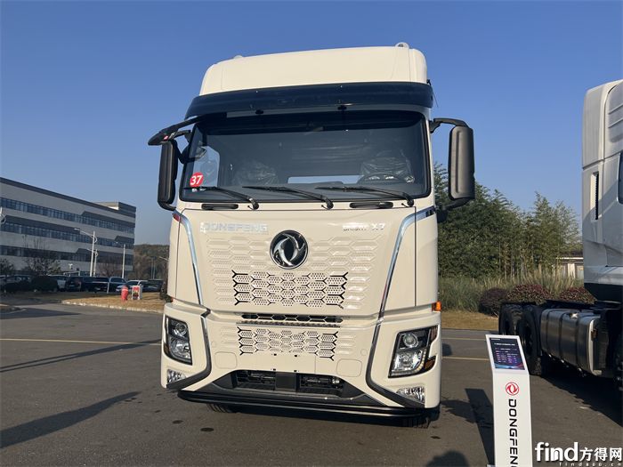 东风畅行 X7 柴油牵引车 玉柴440