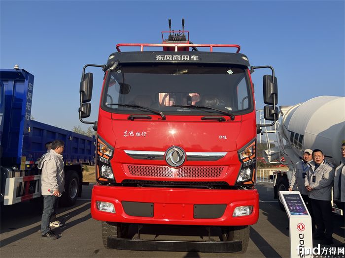 东风拓行 D1L 燃油工程车 玉柴220