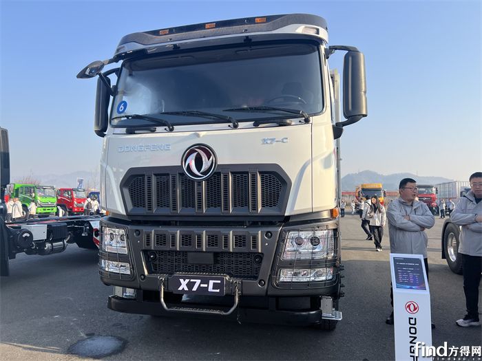 东风拓行 X7-C 燃油工程车 玉柴440