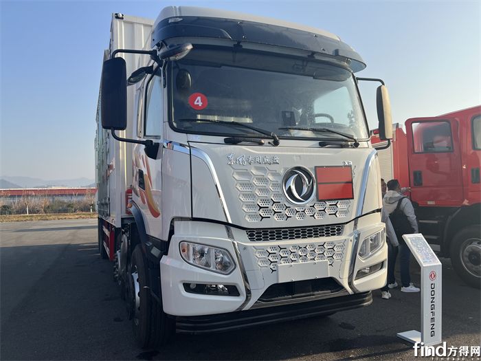 东风畅行 X3 危化品运输车