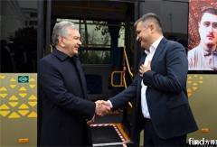 52辆宇通天然气公交车交付古利斯坦市，乌兹别克斯坦总统亲临视察