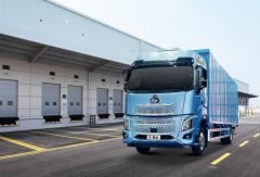 强动力+低油耗！乘龙H7 Pro大单桥助卡友双12高效创富