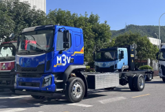 经典焕新，明星卡车乘龙纯电7米8他来了