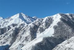 乌尉高速全线通车，宇通担当首发车辆见证历史时刻！