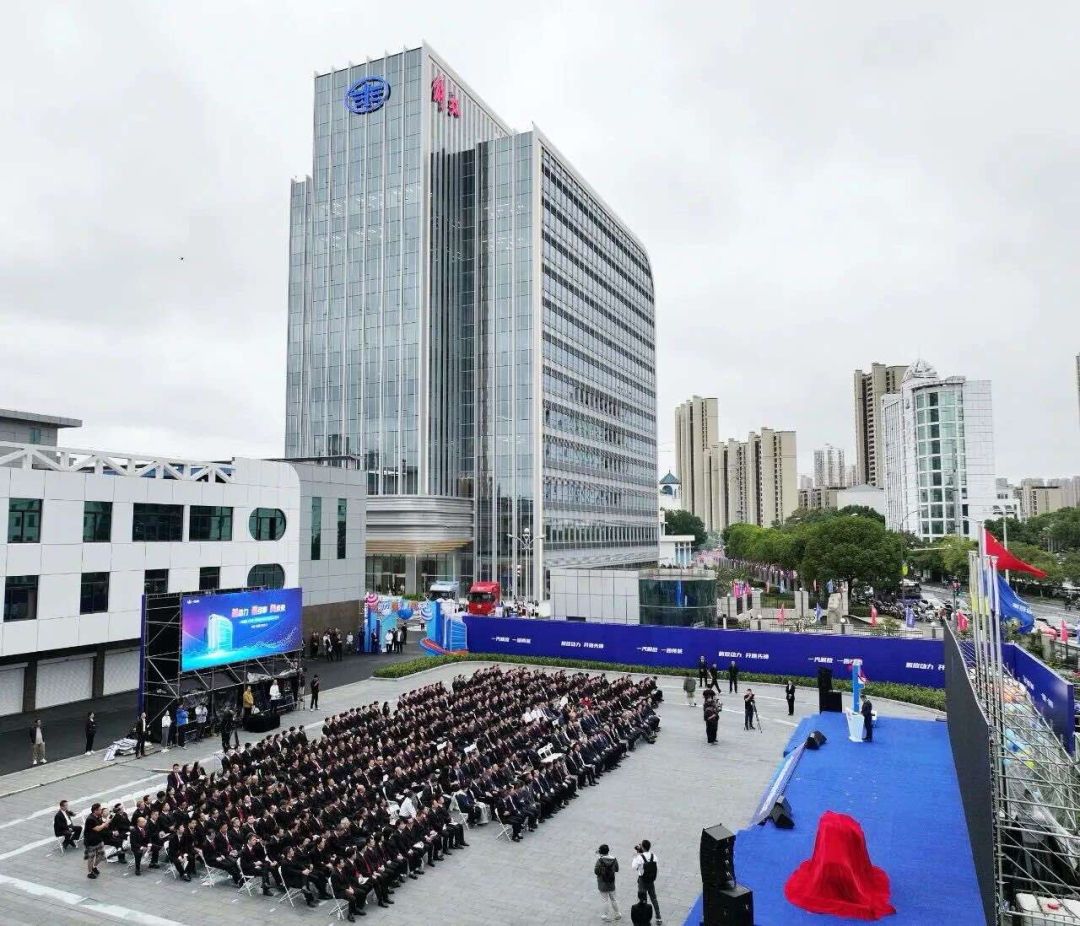 “出彩”2025，终端份额第一！一汽解放交出超越自我与行业领跑的双赢答卷