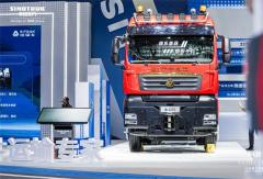 中国重汽汕德卡全新超强大件车稳驭千钧，有实力更有远见！