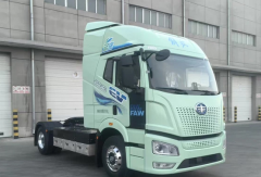 2026重卡新车大战打响！七大主流企业新品盘点：新能源成绝对主角场景化布